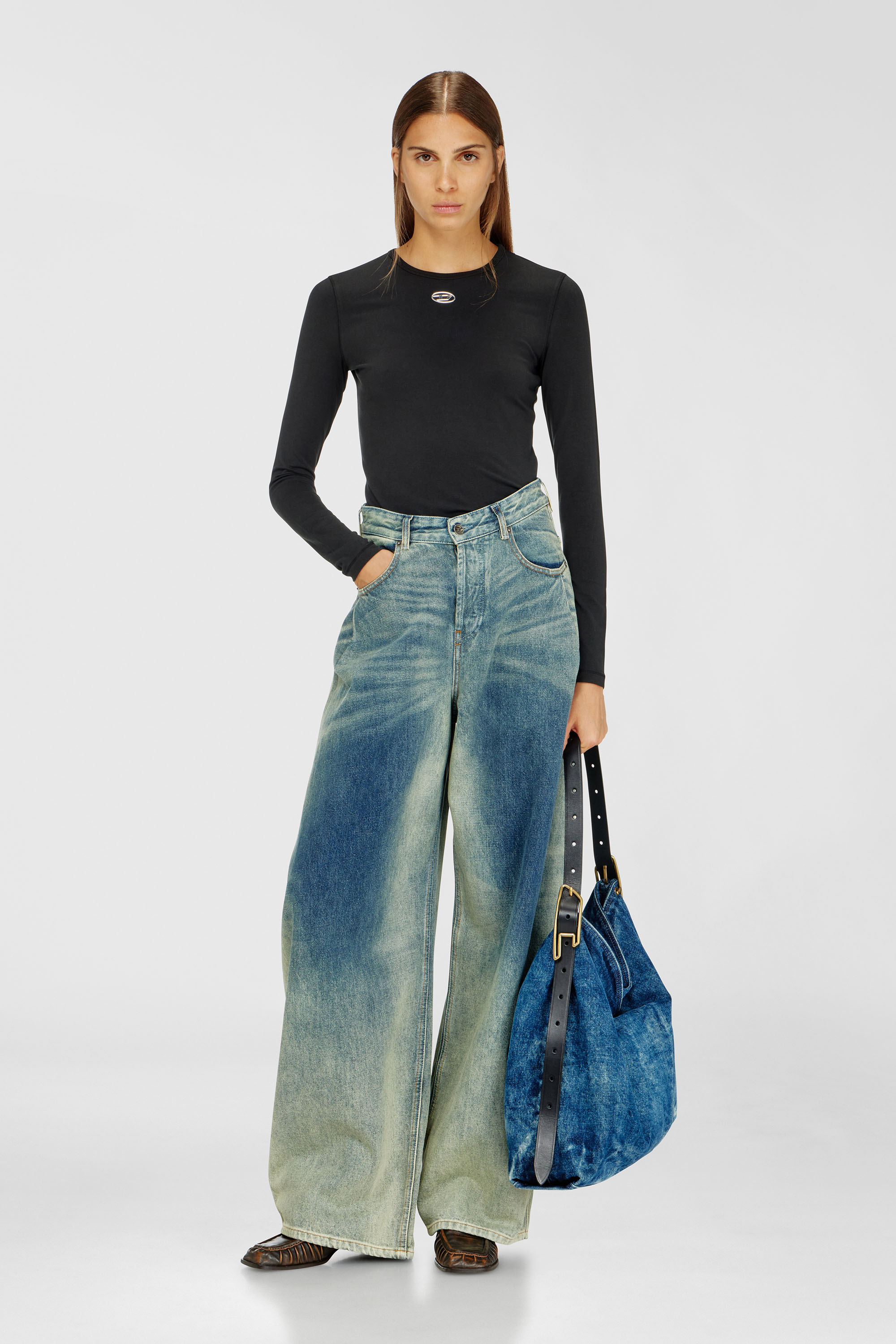 Diesel - T-UNCUTIESLONG-LS-OD, Pull en coton avec logo Oval D Femme in Noir - 1