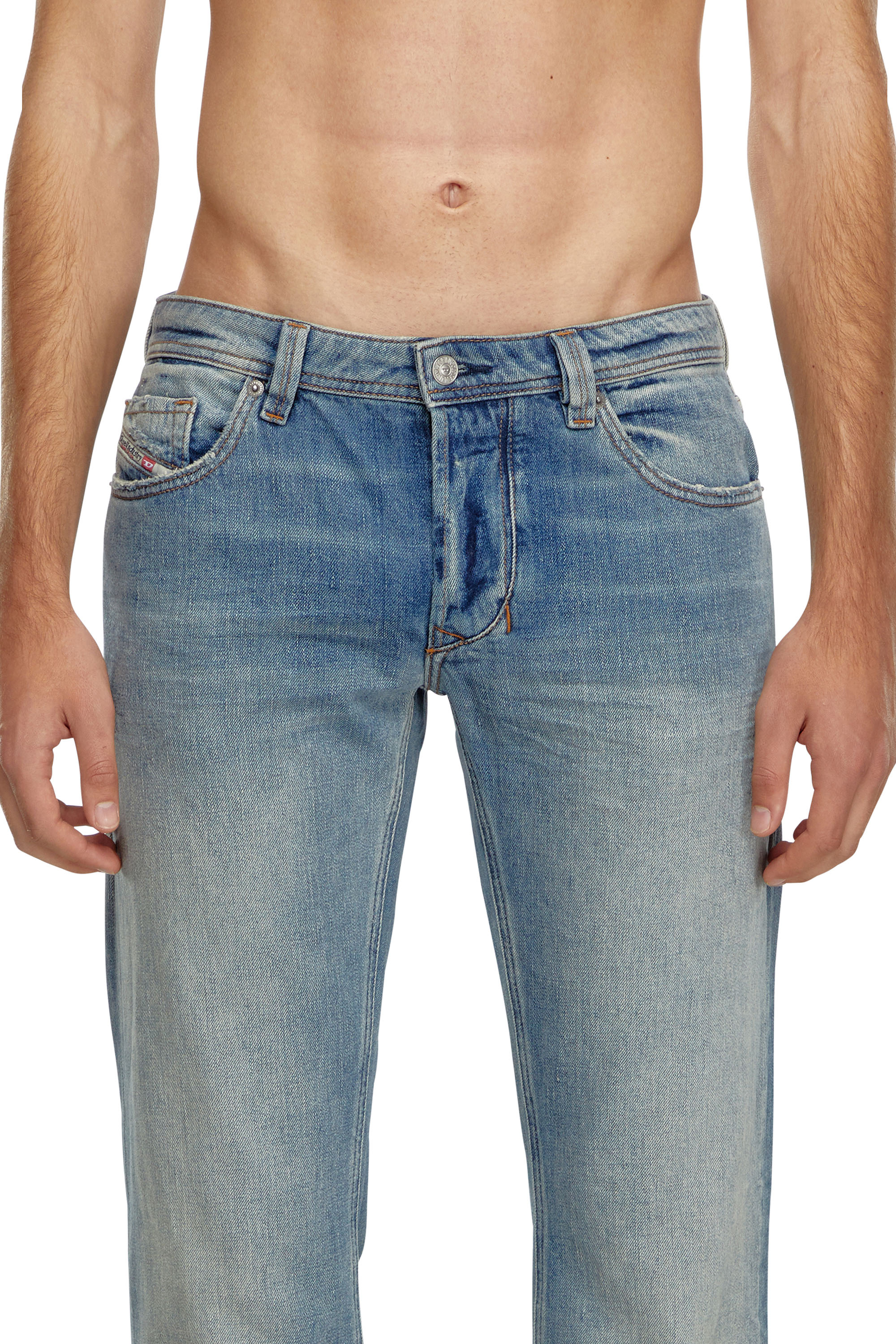 Diesel - Regular Jeans 1985 Larkee 0GRDN Homme, Bleu Clair - Image 5