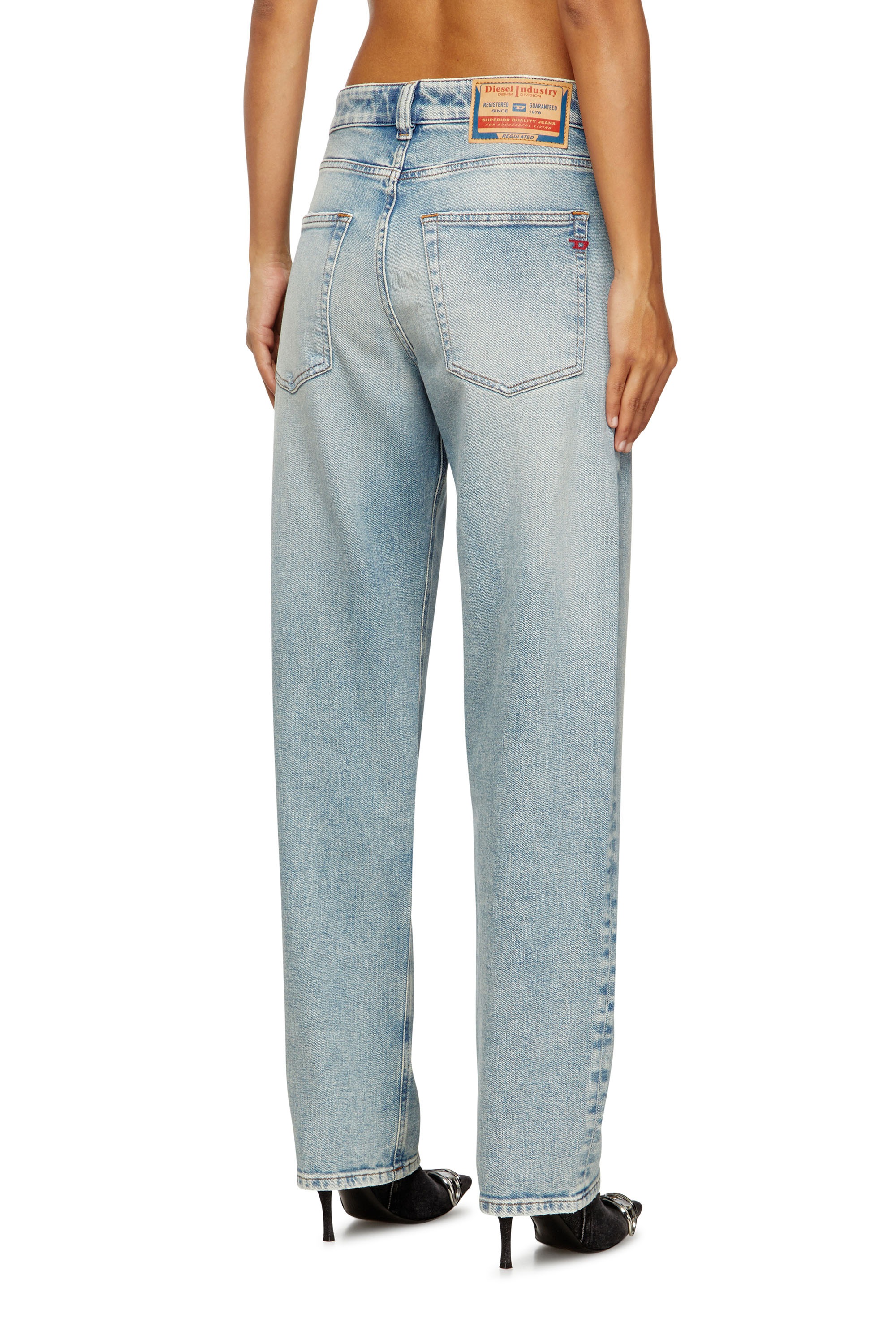 Diesel - Regular Jeans 1988 D-Ark 09M21 Femme, Bleu Clair - Image 4