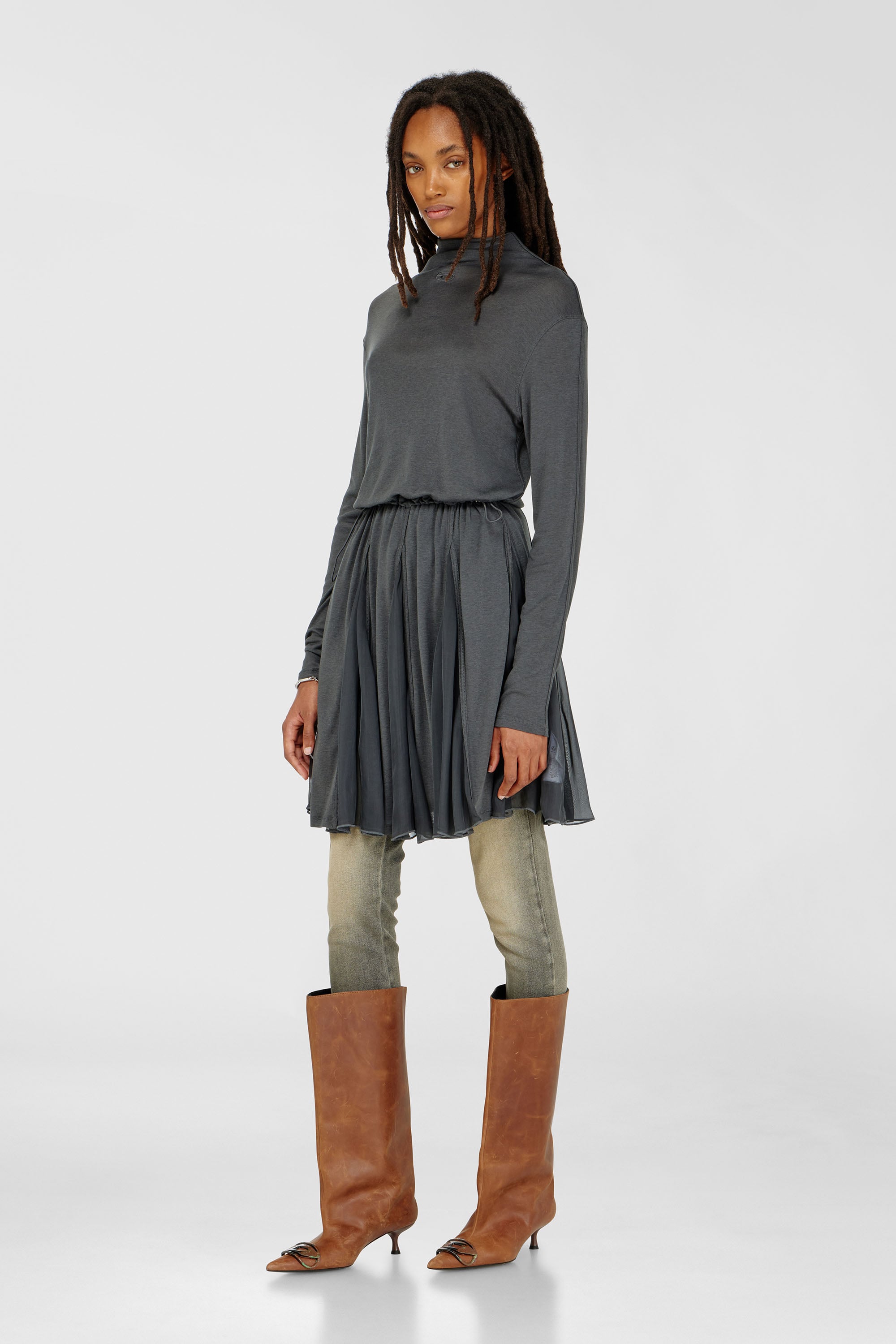 Diesel - D-REI, Robe courte &agrave; col roul&eacute; en jersey et chiffon Femme in Gris - 1