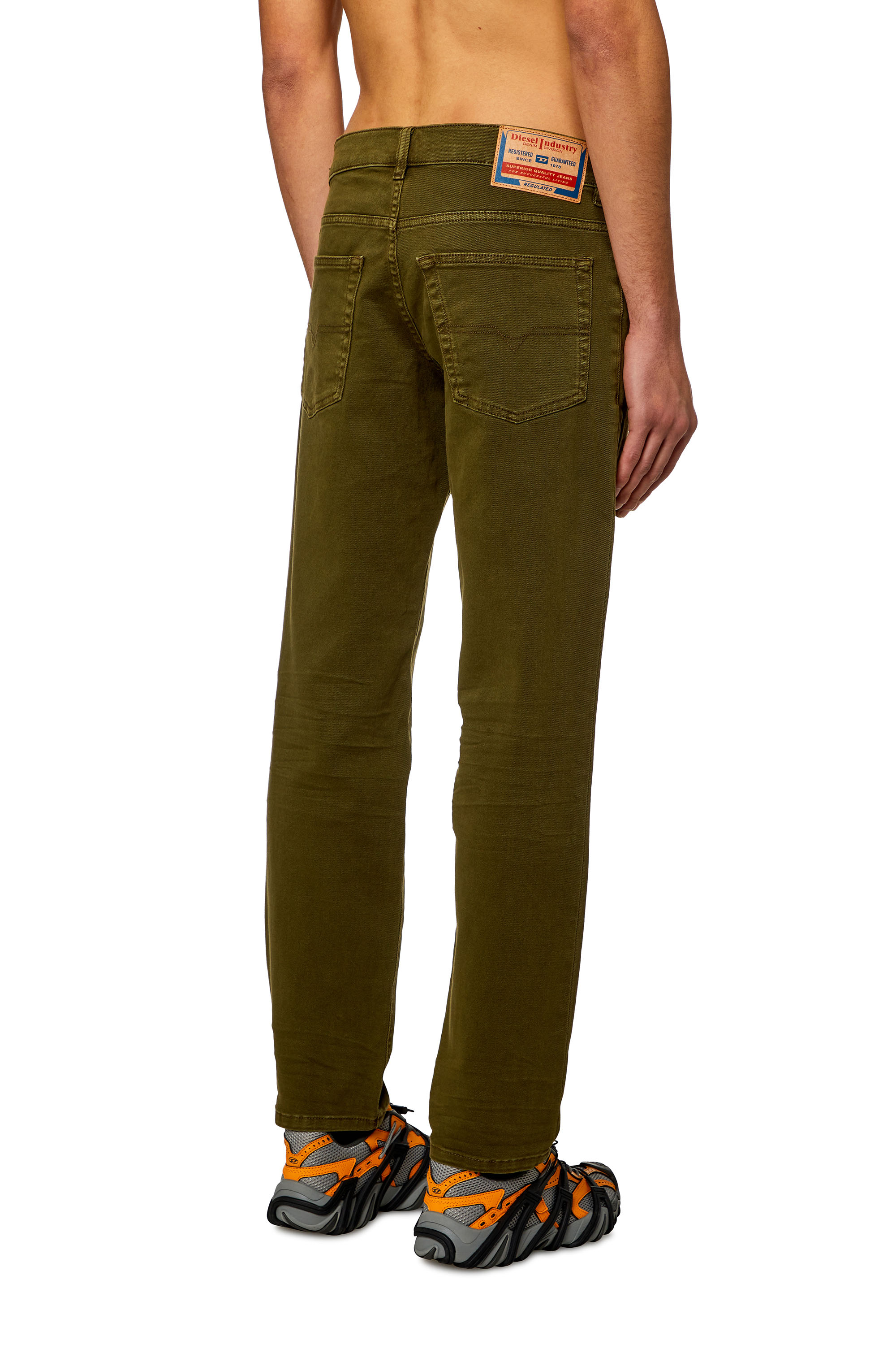 Diesel - Tapered Jeans 2023 D-Finitive 0QWTY, Military Green - Image 1