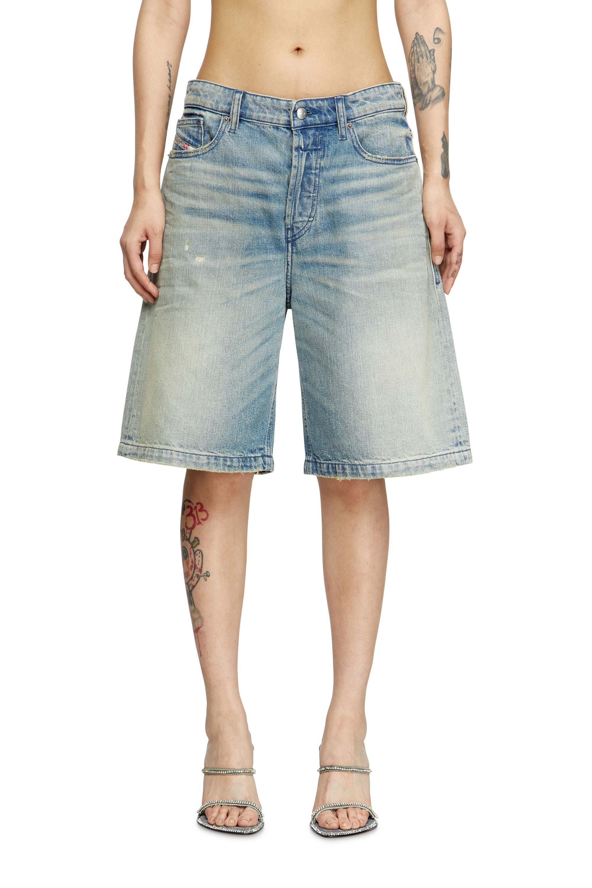 Diesel - DE-SIRE-SHORT, Short en denim effet vieilli Femme in Bleu - 3