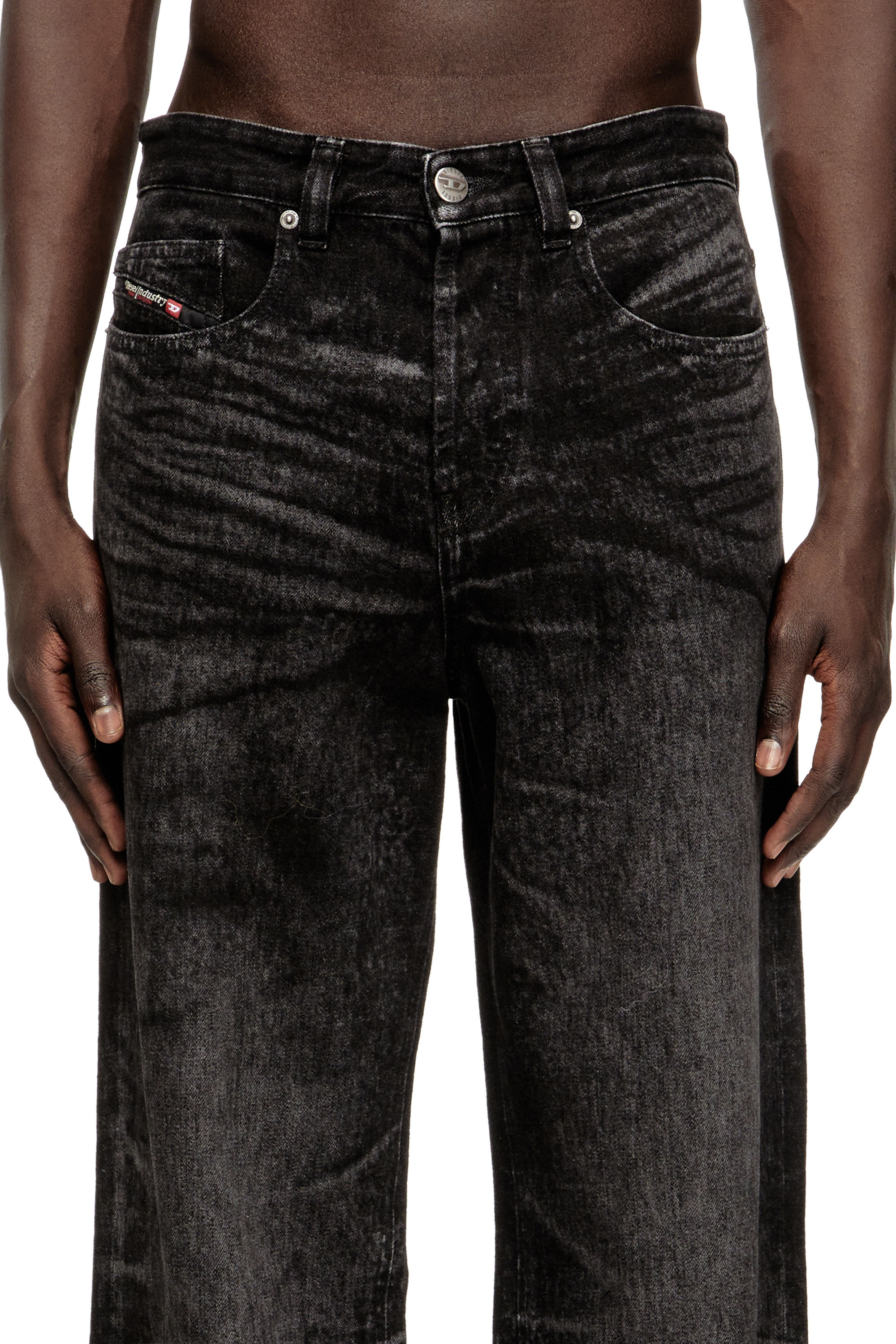 Diesel - Relaxed Jeans 2001 D-Macro 007DB Homme, Noir/Gris foncé - Image 5