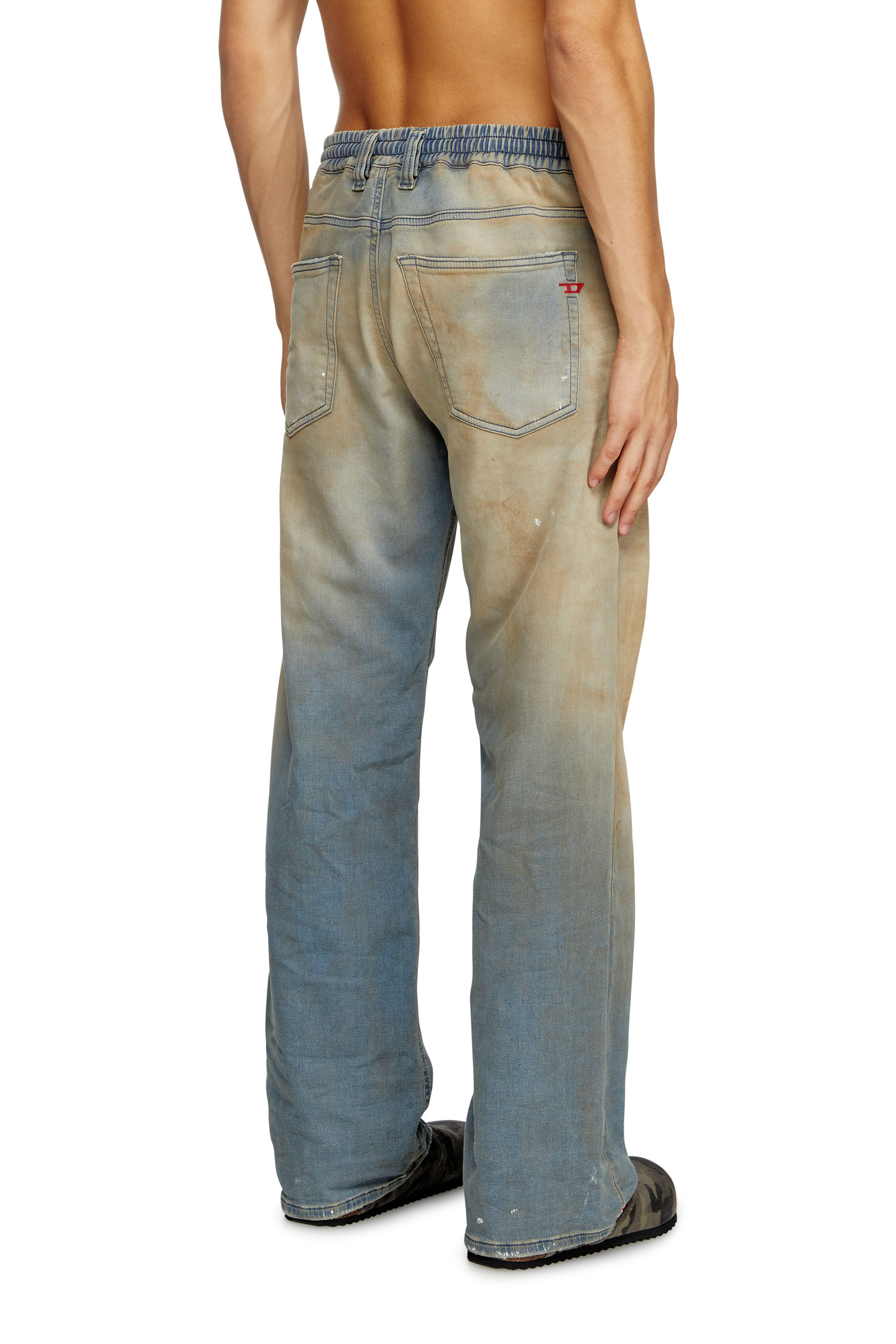 Diesel - Relaxed 2080 D-Reel Joggjeans® 068QL Homme, Bleu Clair - Image 3