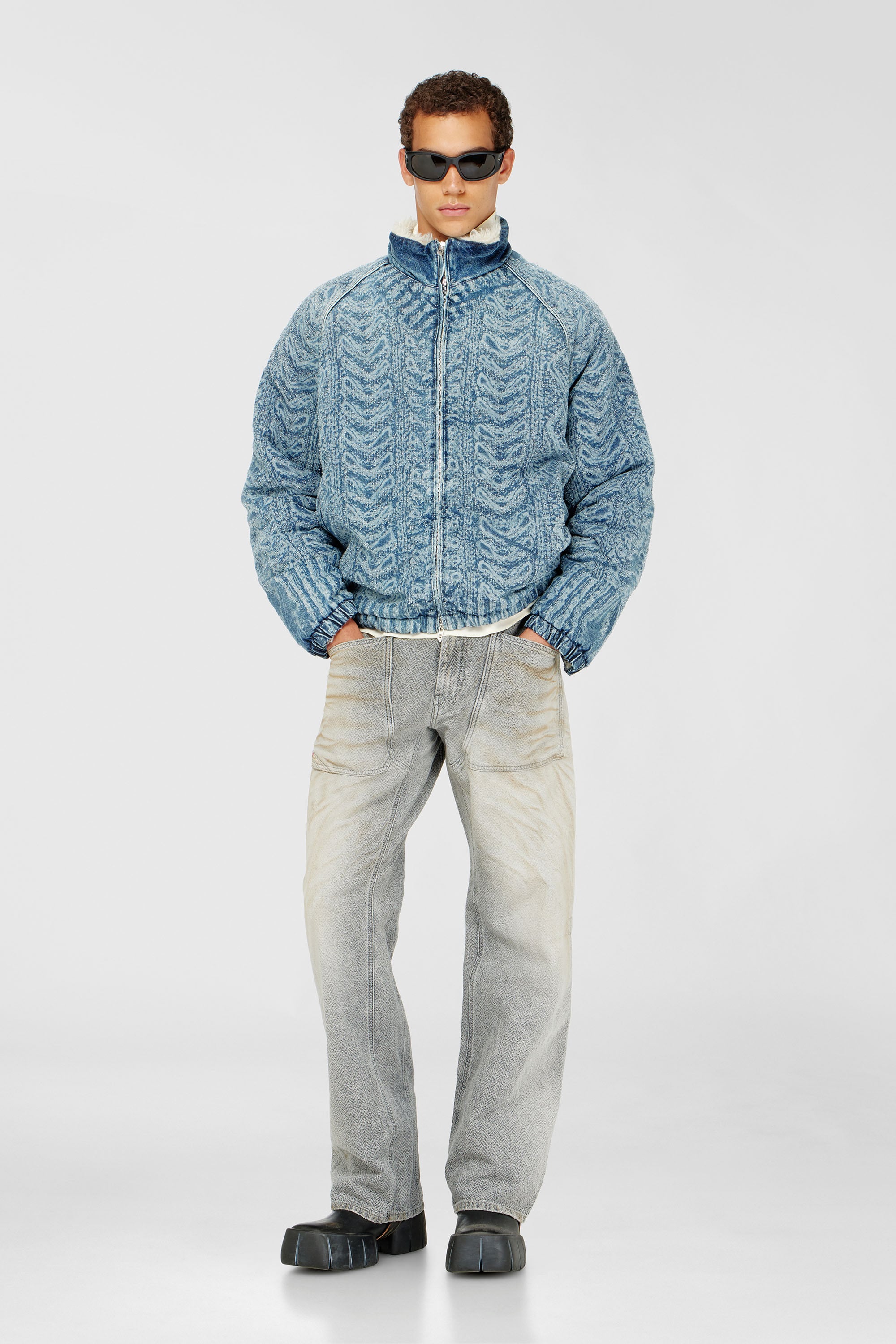 Diesel - D-KRAPS-S, Veste en denim effet maille torsad&eacute;e Homme in Bleu - 2