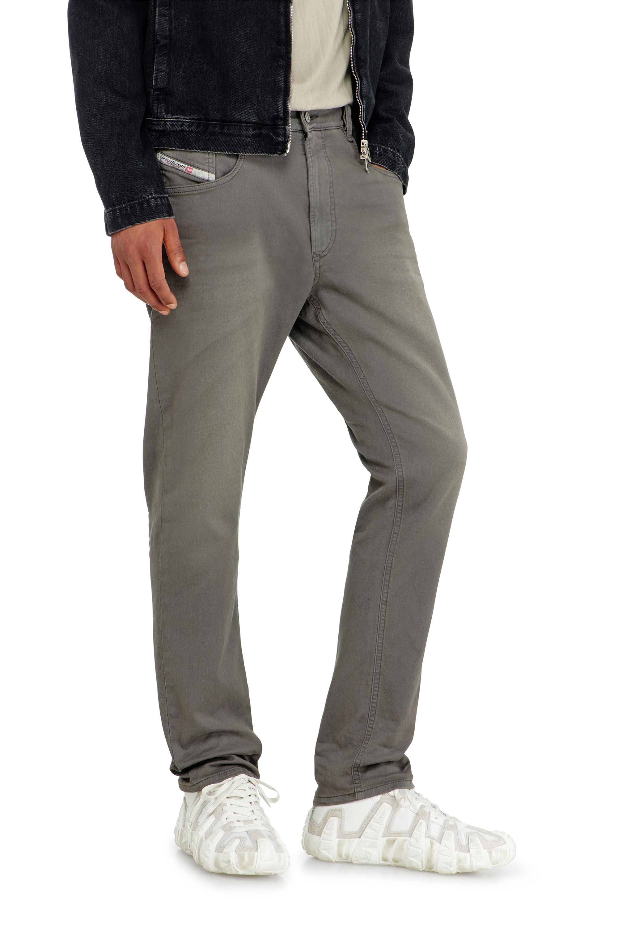 Diesel - Regular 2032 D-Krooley-BW Joggjeans&reg; 0670M Homme, Gris - Image 5