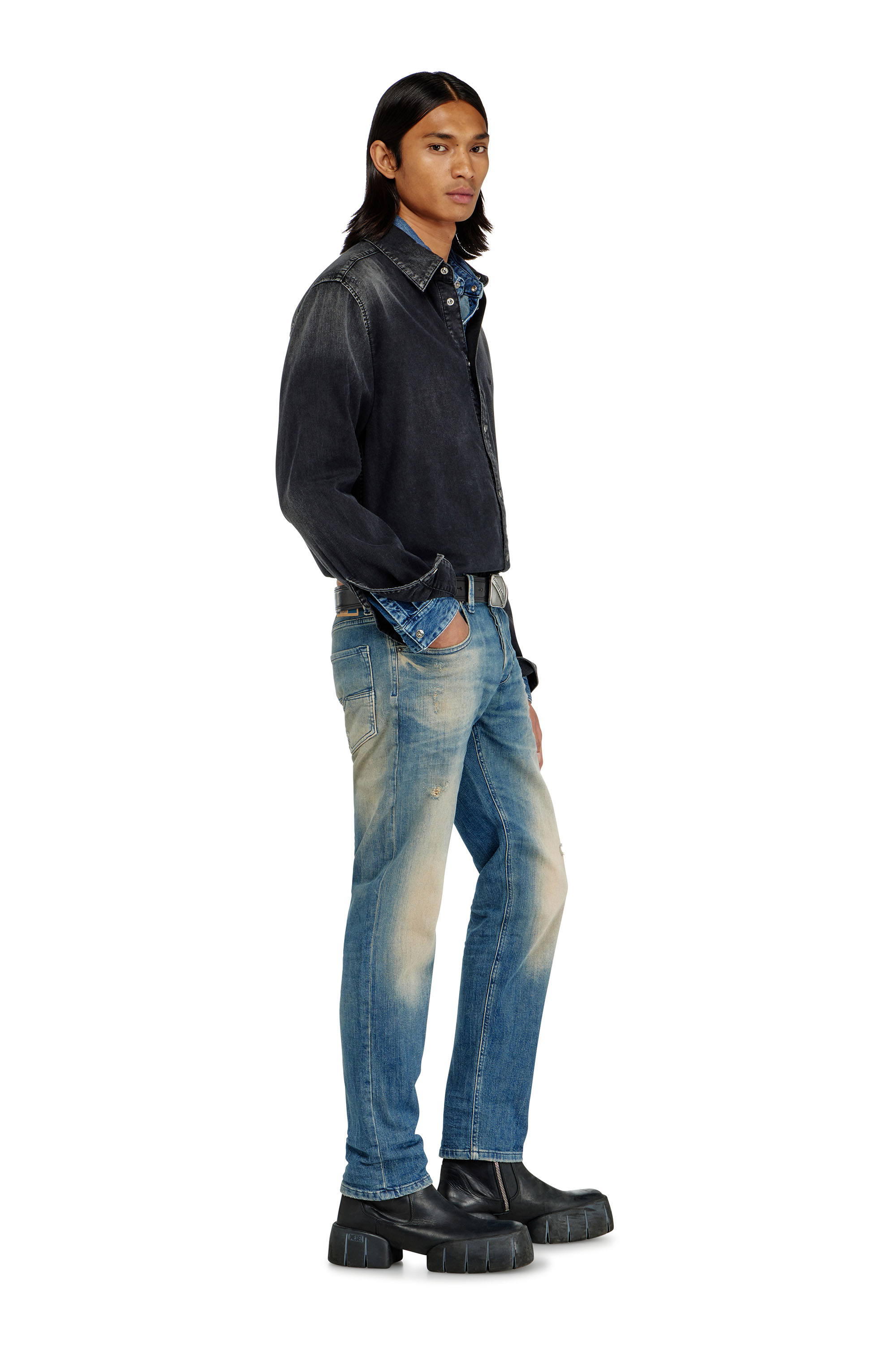 Diesel - Regular 2030 D-Krooley Joggjeans&reg; 068XU Homme, Bleu Fonc&eacute; - Image 1