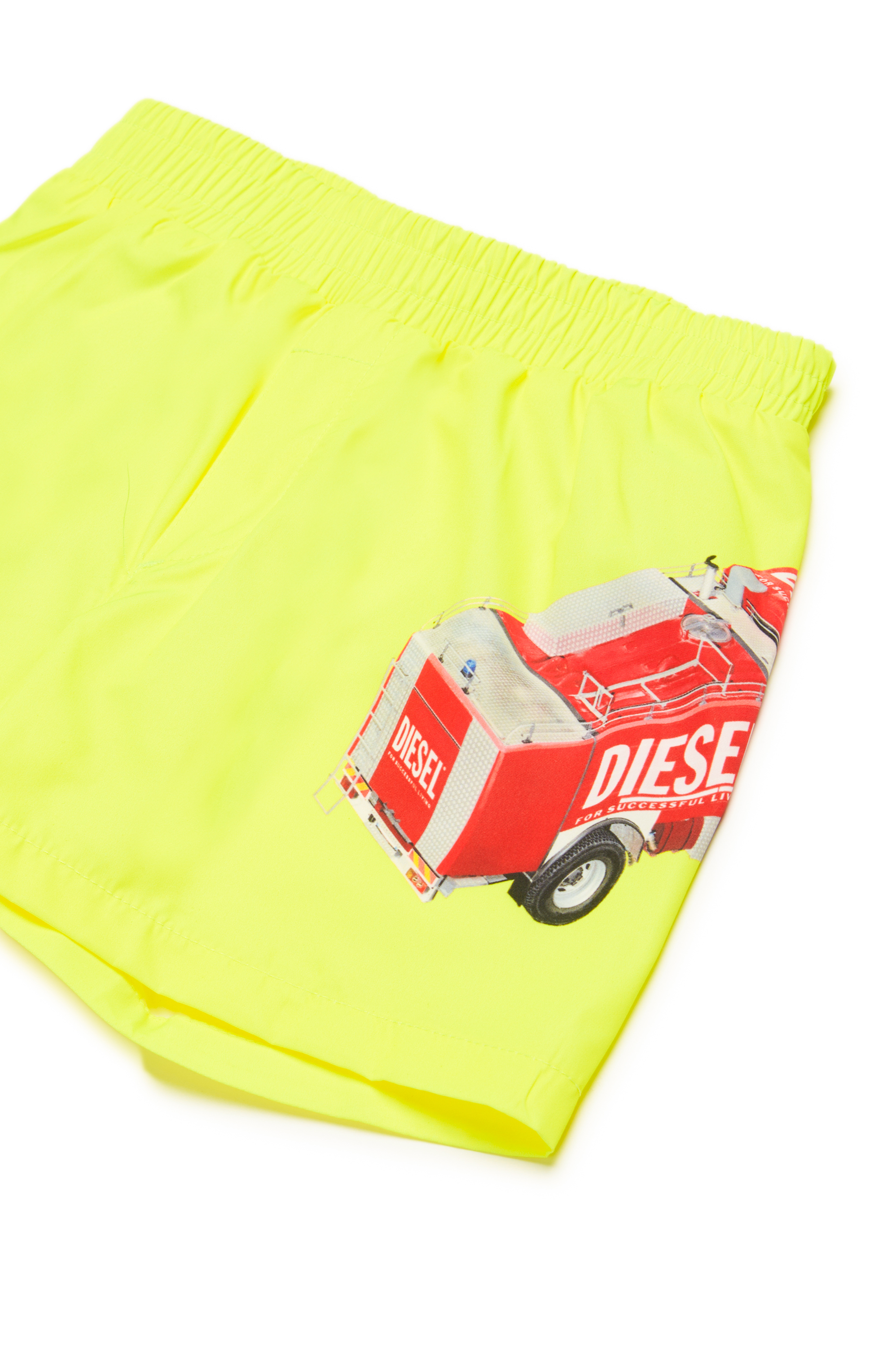 Diesel - MIPERRIB, Short de bain avec imprimé camion de pompiers Homme in Jaune - 3