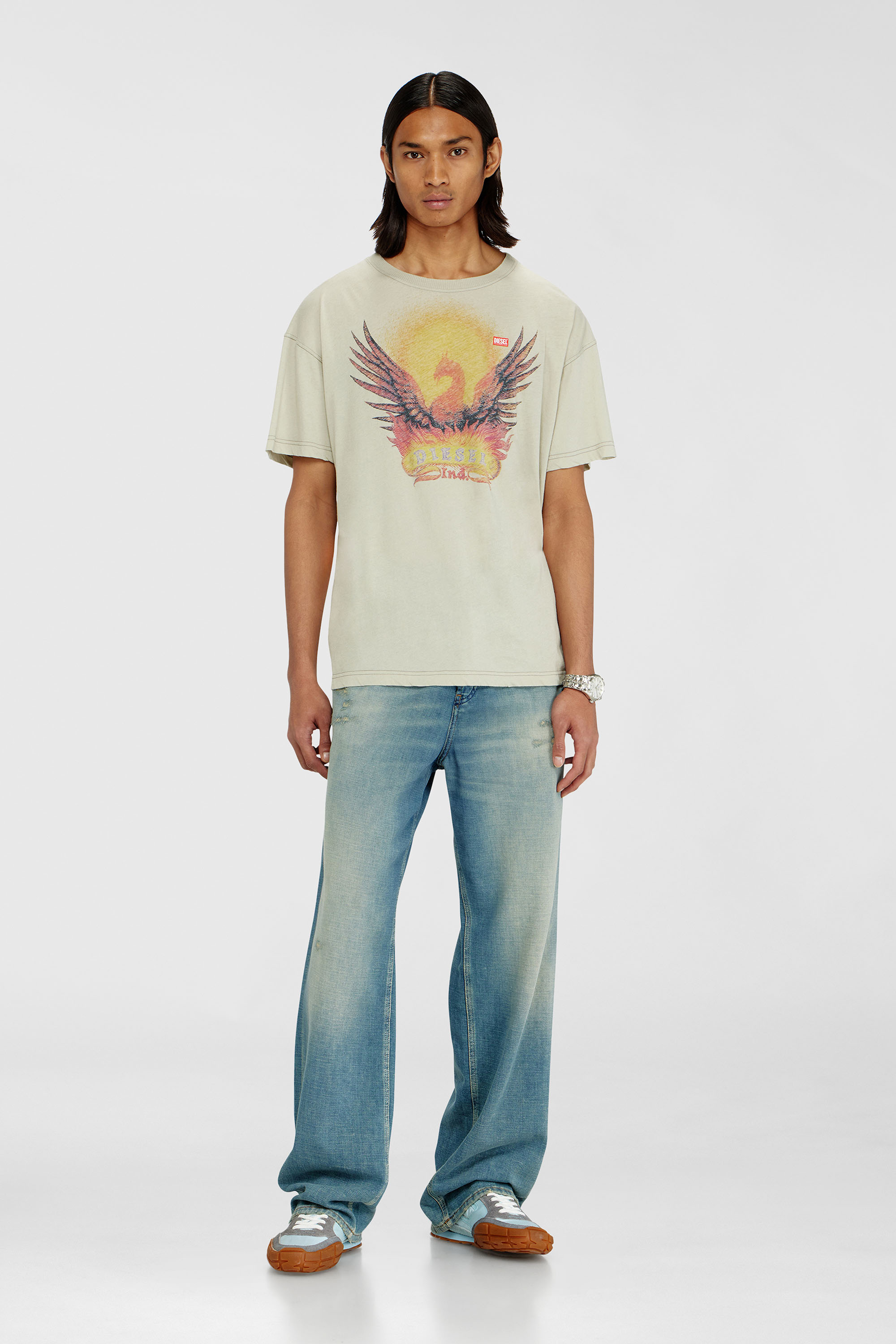 Diesel - T-NORM-AA1, T-shirt droite avec imprim&eacute; Ph&eacute;nix Homme in Beige - 2