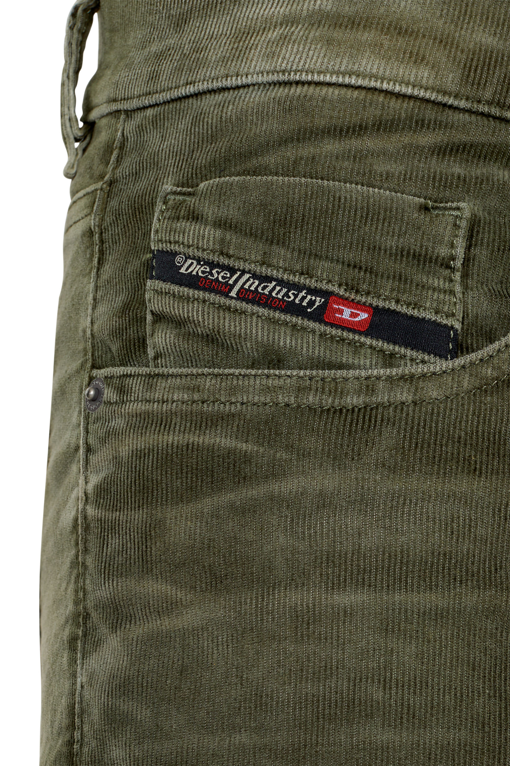 Diesel - 2019 D-Strukt 069XQ Slim Jeans, Green - Image 3