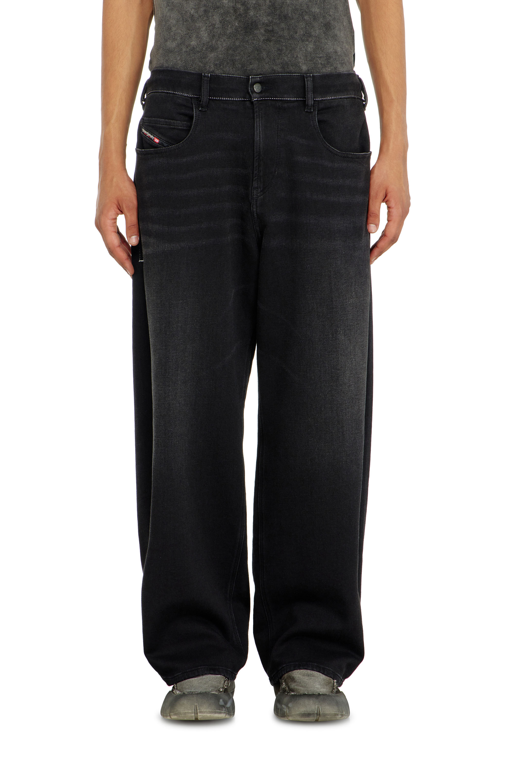 Diesel - Relaxed 2097 D-Enim-M Joggjeans&reg; 09P90 Mixte, Noir/Gris fonc&eacute; - Image 2