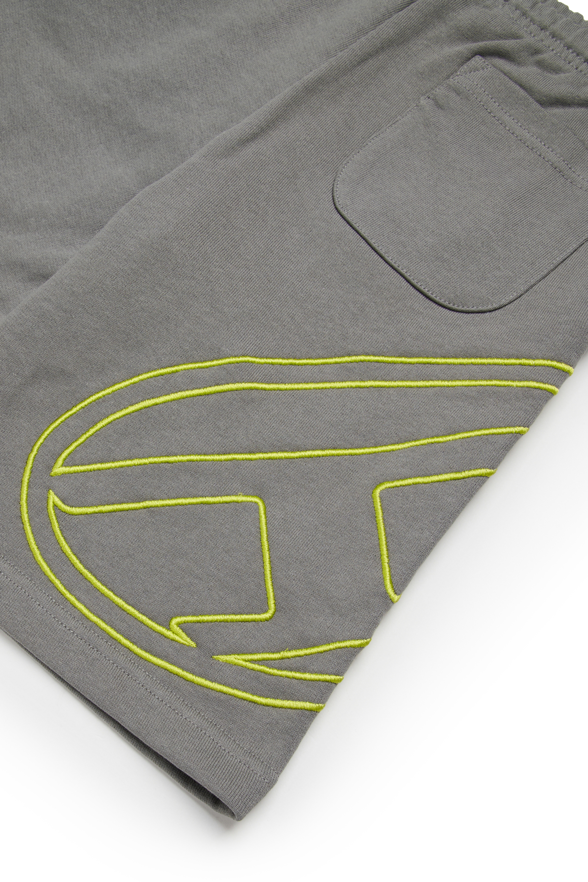 Diesel - PBETTYMEGOVALD, Short de survêtement avec broderie Oval D Homme in Gris - 4