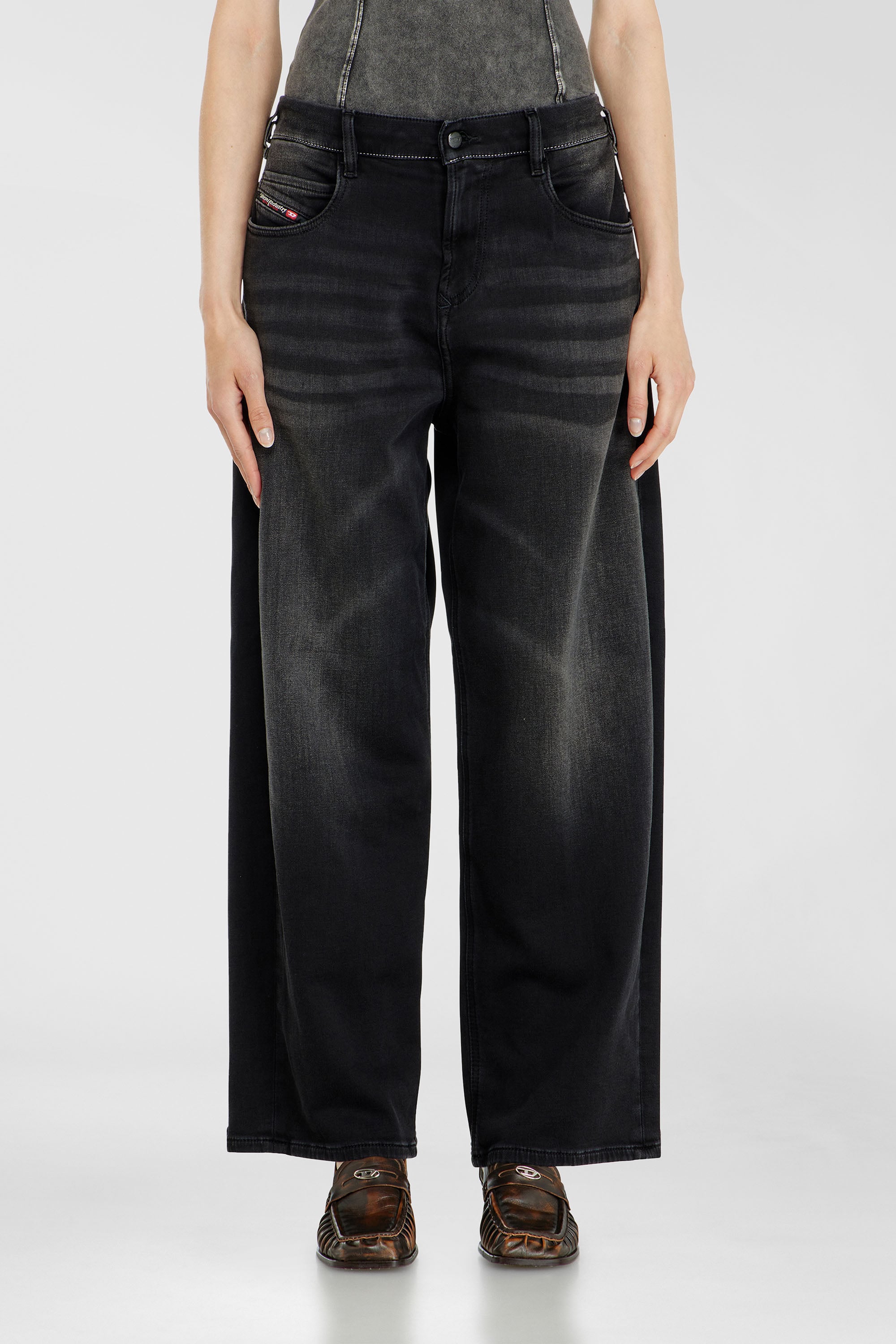 Diesel - Relaxed 2097 D-Enim-M Joggjeans&reg; 09P90 Mixte, Noir/Gris fonc&eacute; - Image 2
