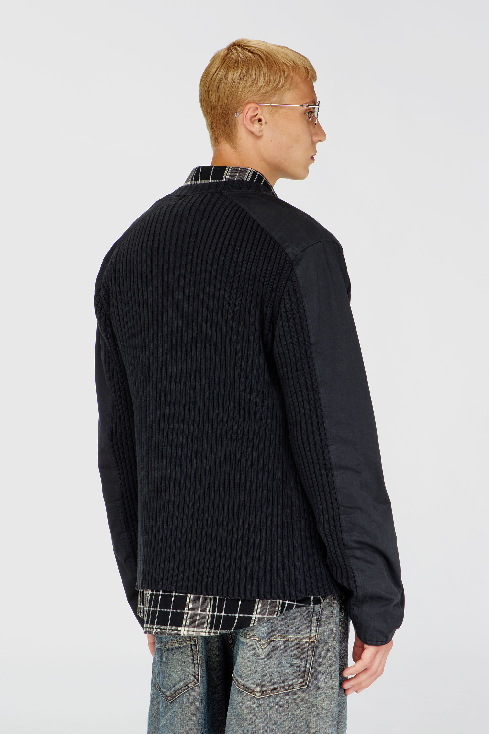 Diesel - K-MATTY, Cardigan zipp&eacute; avec empi&egrave;cements utilitaires Homme in Noir - 4