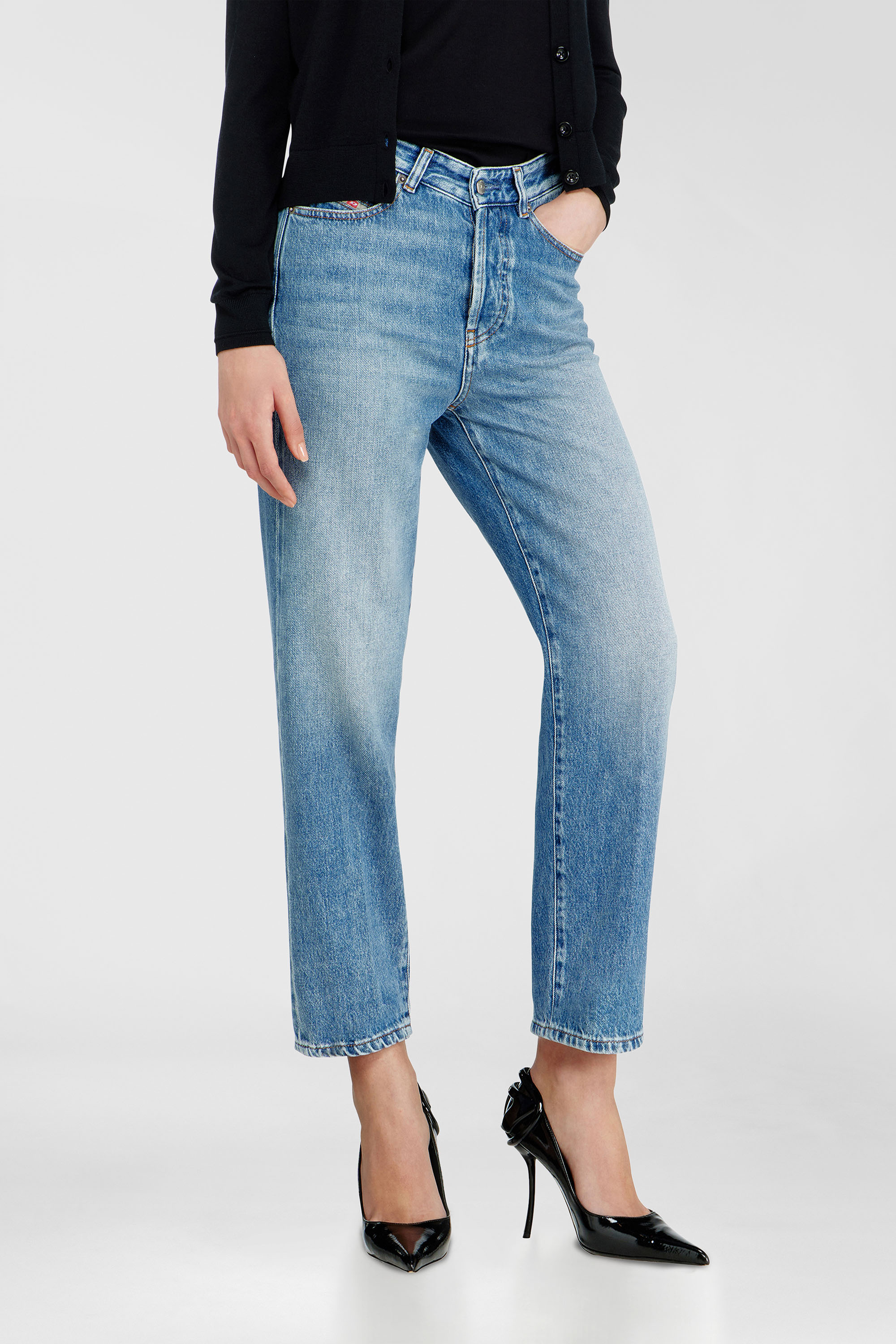 Diesel - Regular Jeans 1981 D-Went 09Q07 Femme, Bleu Clair - Image 7