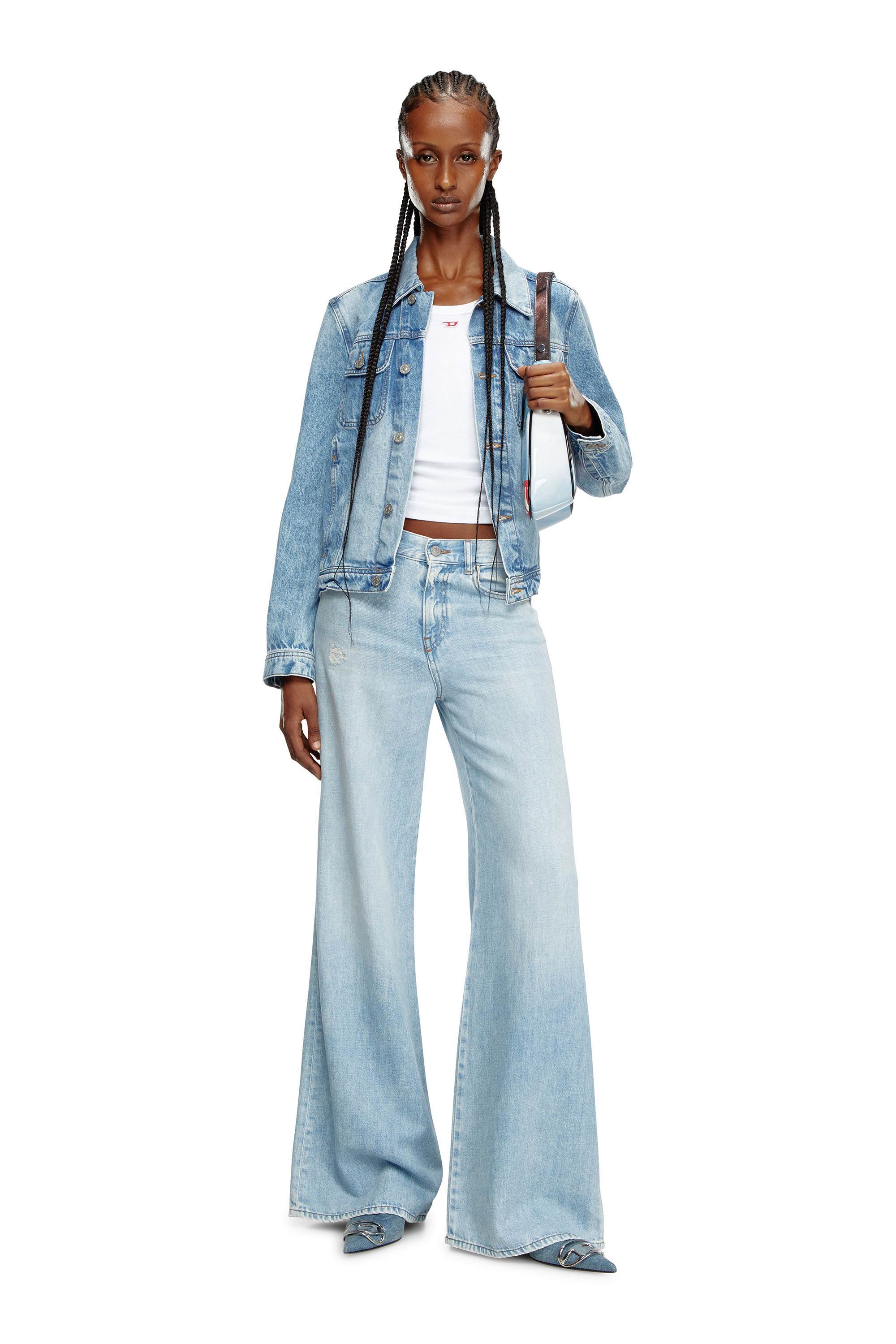 Diesel - Flare Jeans 1978 D-Akemi 068MQ Femme, Bleu Clair - Image 2