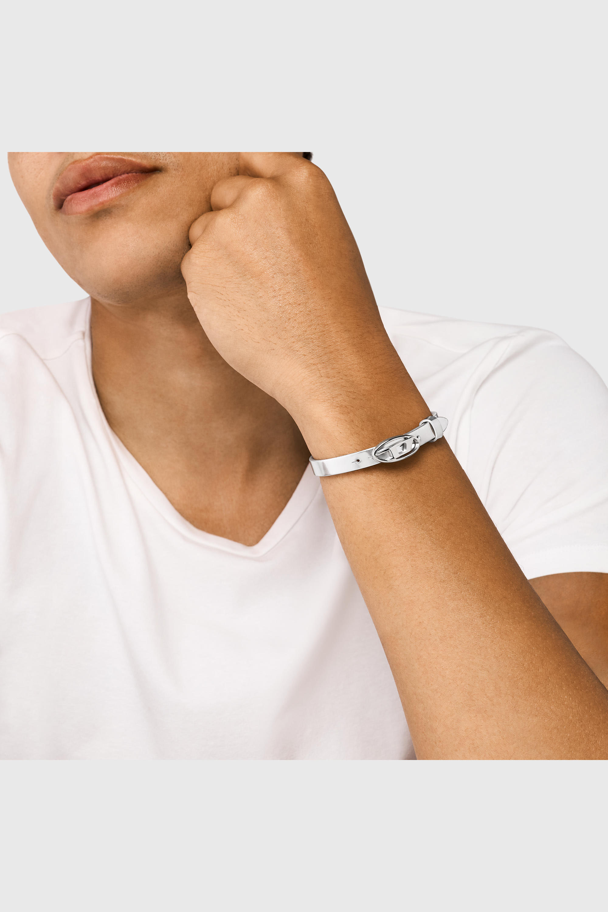 Diesel - DX1518040, Bracelet &agrave; superposer en cuir argent&eacute; Mixte in Gris argent&eacute; - 4