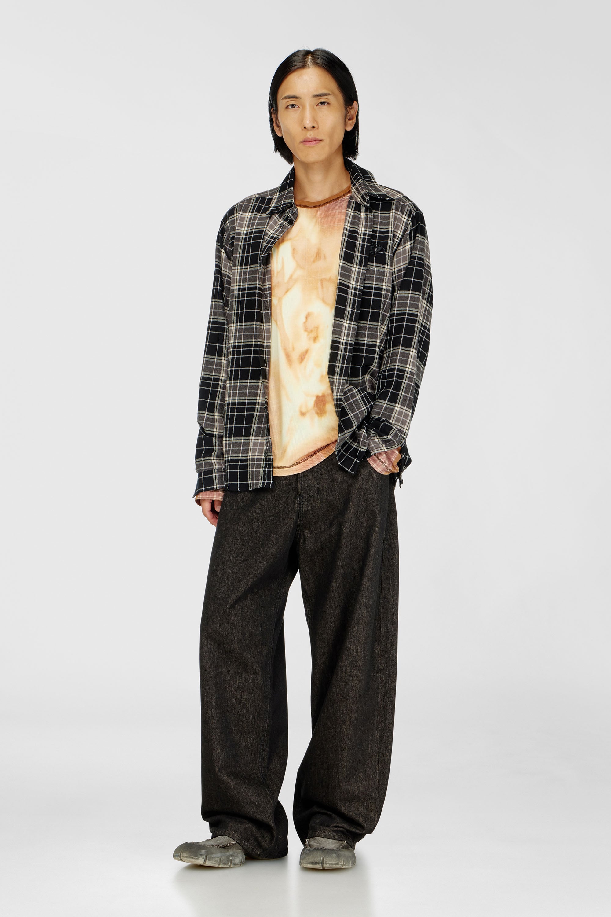 Diesel - S-SIMPLY-HNBI, Chemise &agrave; carreaux en flanelle effet distressed Homme in Polychrome - 2