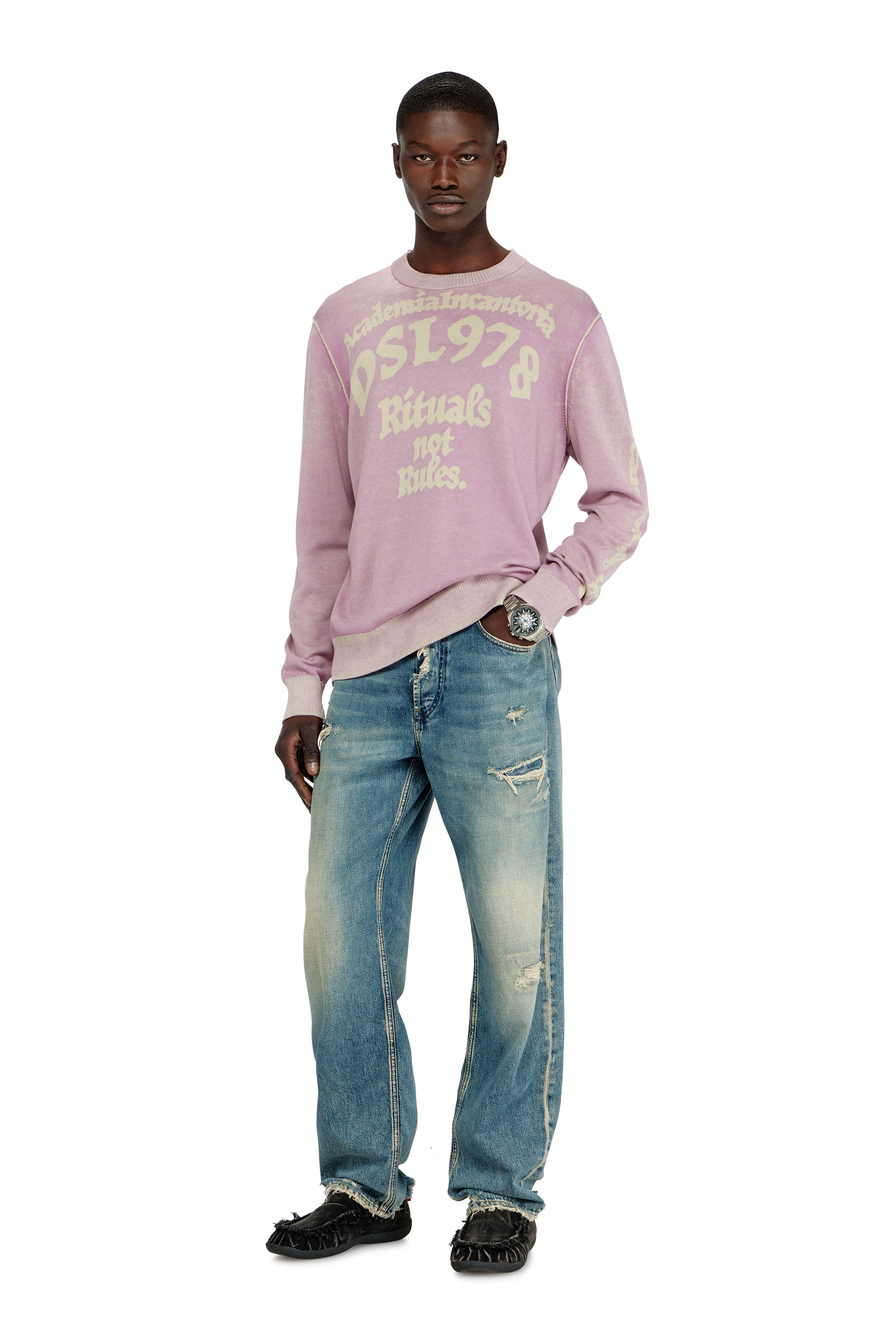 Diesel - K-LAUTI, Man's Treated cotton jumper with slogan in Lilac - 2