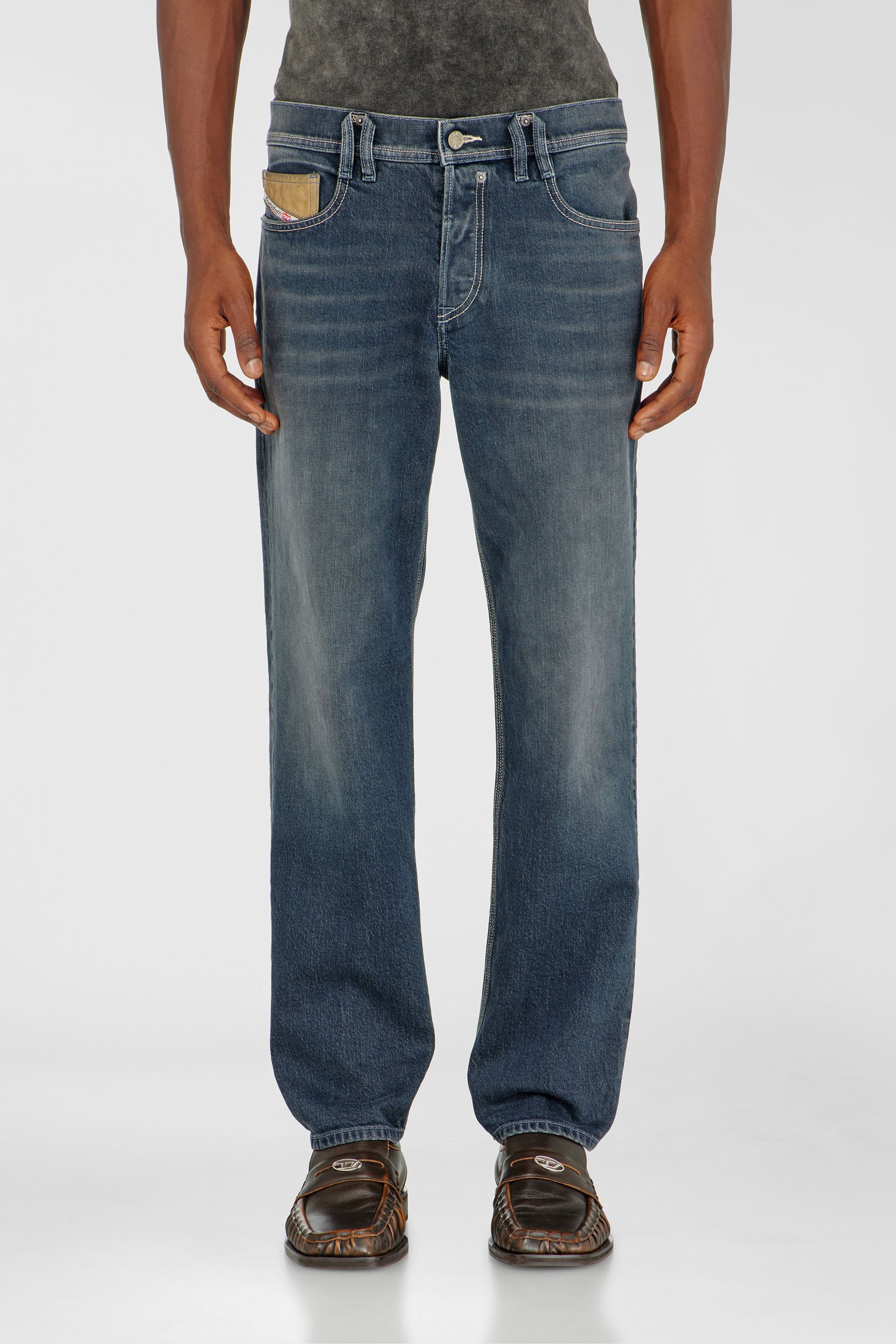 Diesel - Regular Jeans 2023 D-Finitive 007GQ Homme, Bleu moyen - Image 1